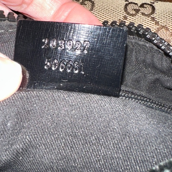 Authentic Gucci Canvas Hobo Shoulder bag with certificate - Picture 16 of 17